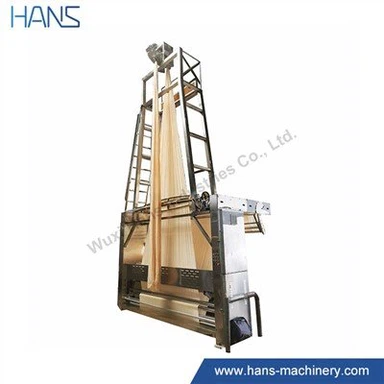 Detwsiting-machine voor gebreide stoffen